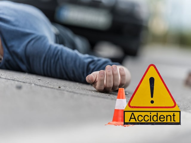 बाइक की आमने-सामने की भिड़ंत, तीन युवकों की मौत: सदमे में एक मृतक की पत्नी ने किया सुसाइड, एक साल पहले हुई थी शादी