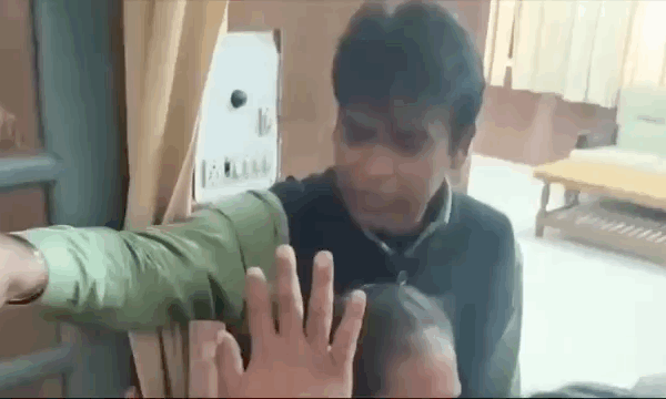 ABVP कार्यकर्ताओं से बहस करने वाले प्रिंसिपल हटाए गए: स्कूटी वितरण में लापरवाही का आरोप लगाते हुए प्रदर्शन कर रहे लोगों ने ऑफिस में बंद कर दिया था