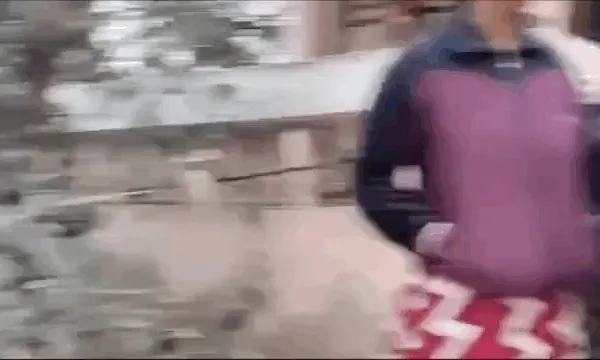 आधी रात दीवार तोड़कर मकान में घुसी तेज रफ्तार थार: धमाके से सहमे लोग घरों से बाहर निकले; नशे में था ड्राइवर, मौका देख भाग निकला