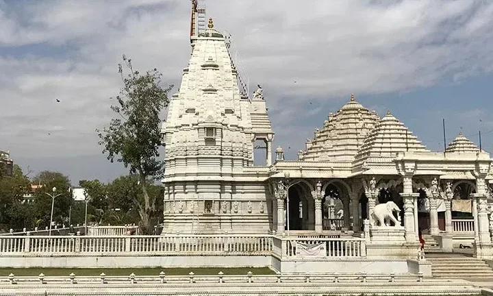 Mahakaleshwar Temple Darshan Timings..