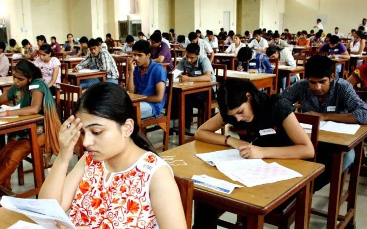 NEET परीक्षा की नई तारीख घोषित, 21 जून को होगी NEET की परीक्षा; पेपर लीक के कारण 12 मई को इसे कैंसिल किया गया
